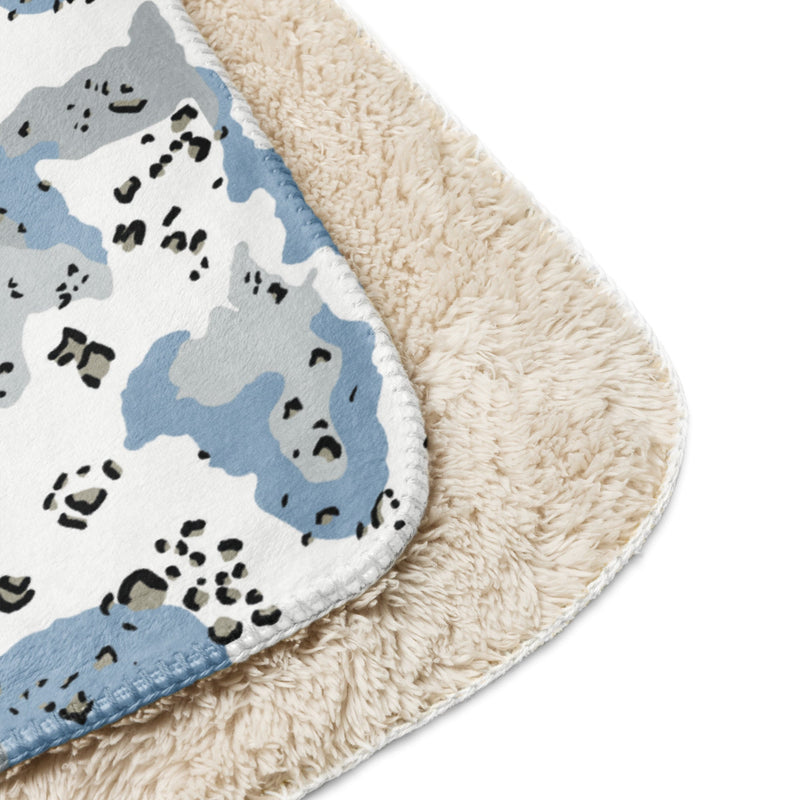 Chocolate Chip Polar Ice CAMO Sherpa Blanket