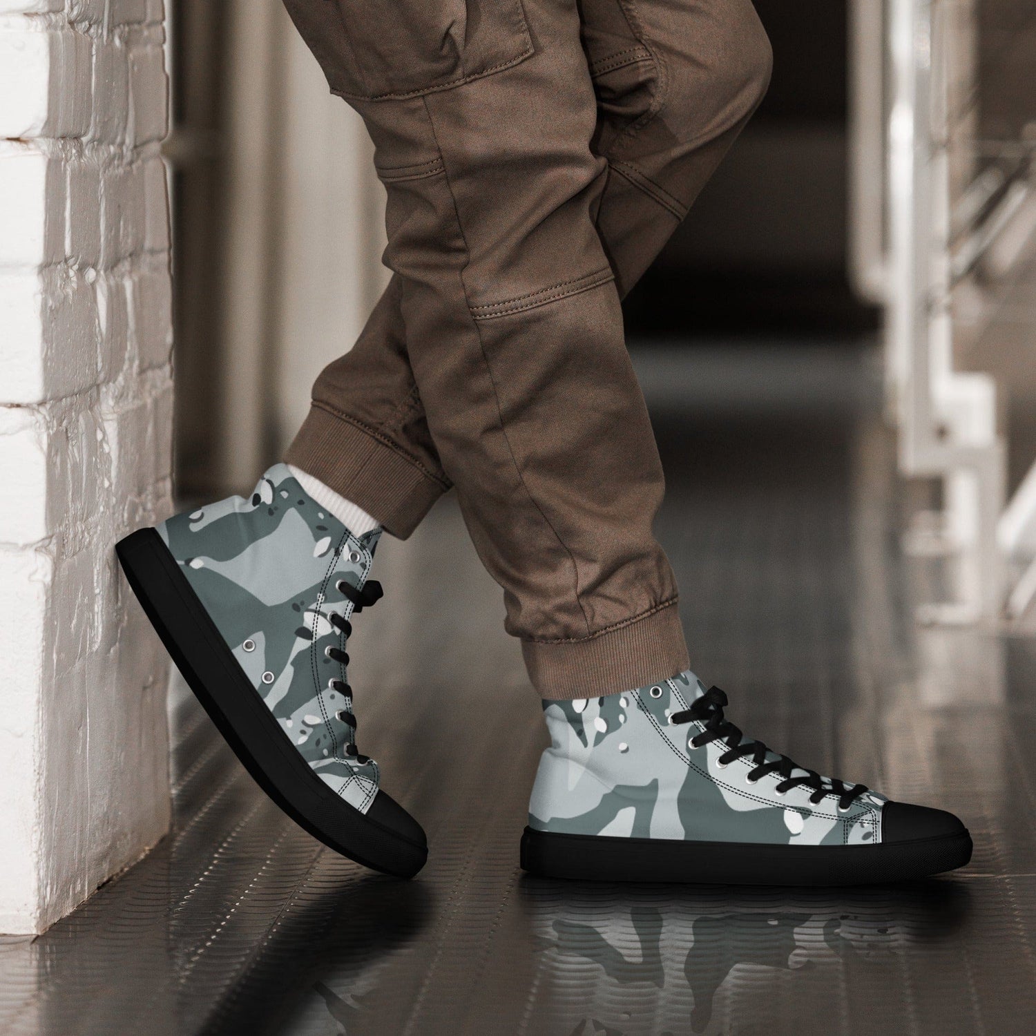 Chocolate Chip Urban CAMO Men’s high top canvas shoes - Black / 5 - High Top Canvas Shoes