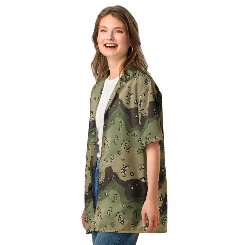 Chocolate Chip Woodland CAMO Unisex Short-Sleeve Button Shirt - Button-Up