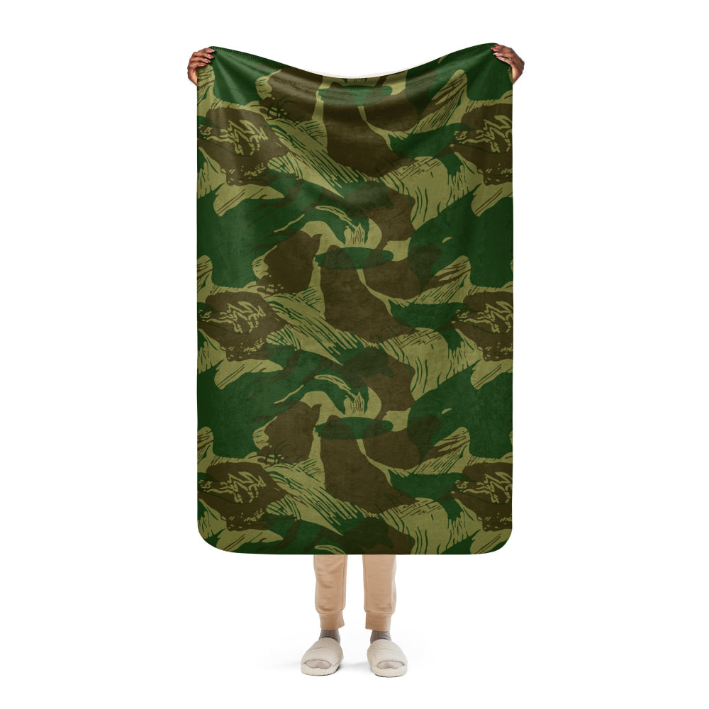 Congo Brushstroke CAMO Sherpa blanket - 37″×57″ - Blanket