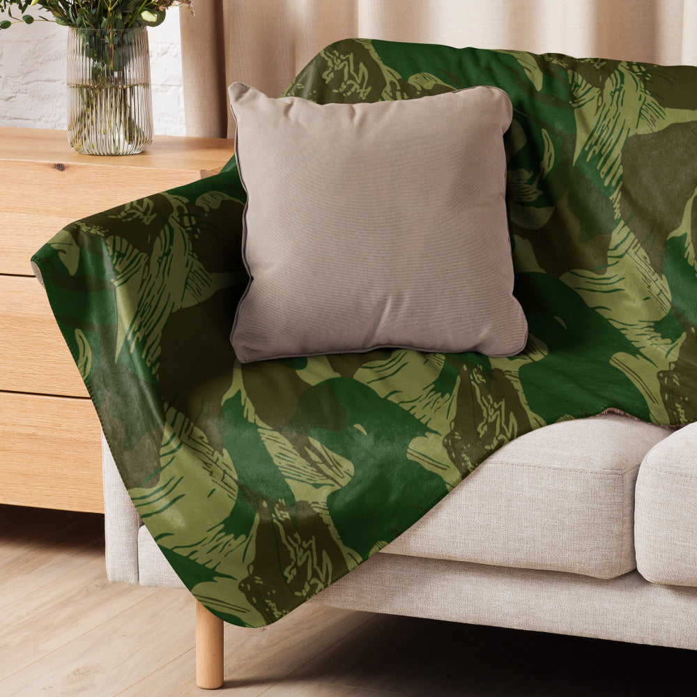 Congo Brushstroke CAMO Sherpa blanket - Blanket