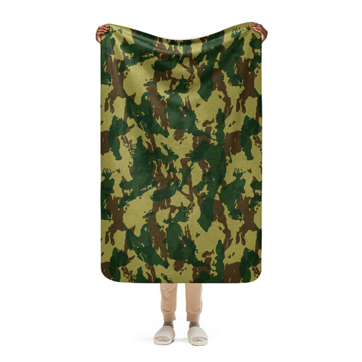 Denison Congo CAMO Sherpa Blanket - 37″×57″