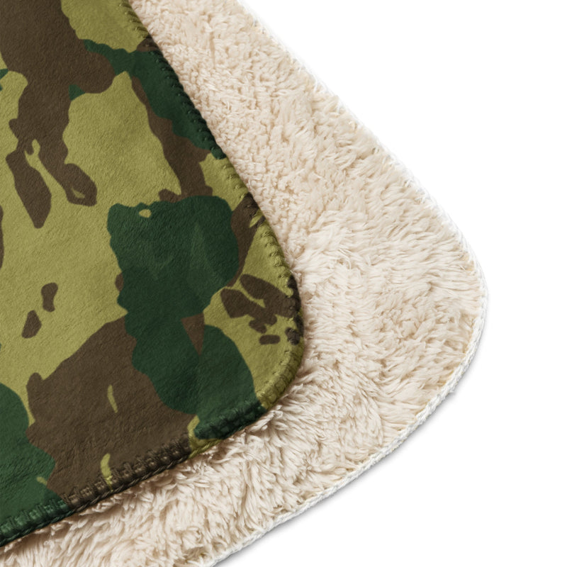 Denison Congo CAMO Sherpa Blanket