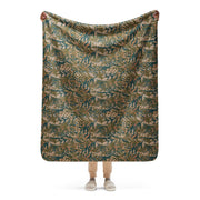 Grasslands Congo CAMO Sherpa Blanket - 50″×60″