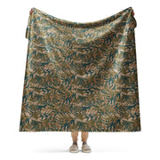 Grasslands Congo CAMO Sherpa Blanket - 60″×80″