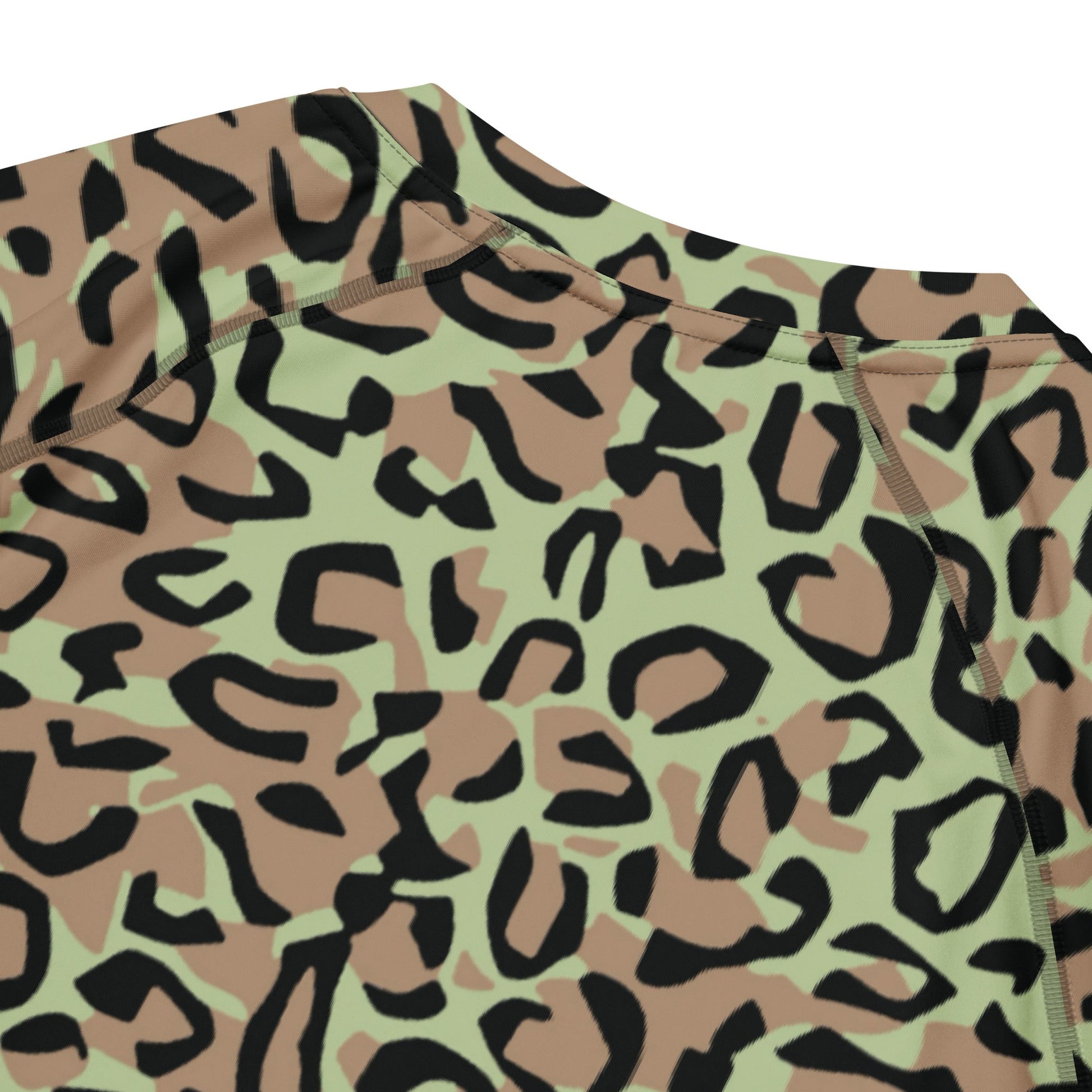 Congo (Zaire) Leopard Spot CAMO Mens Short-Sleeve Rash Guard