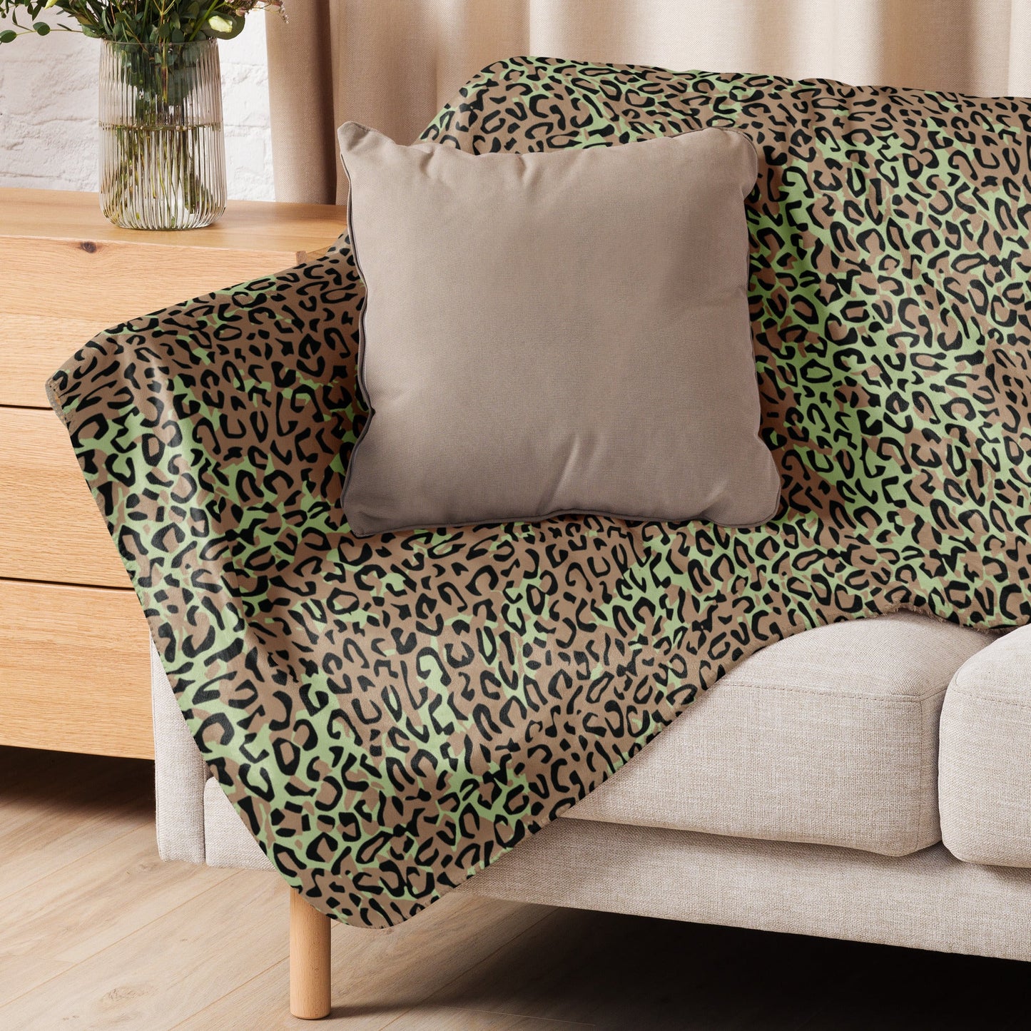 Congo (Zaire) Leopard Spot CAMO Sherpa Blanket