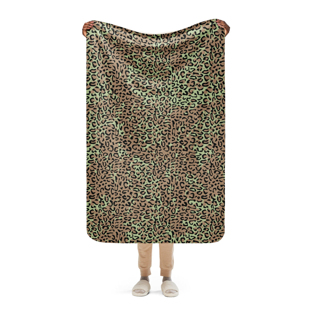 Congo (Zaire) Leopard Spot CAMO Sherpa blanket - 37″×57″