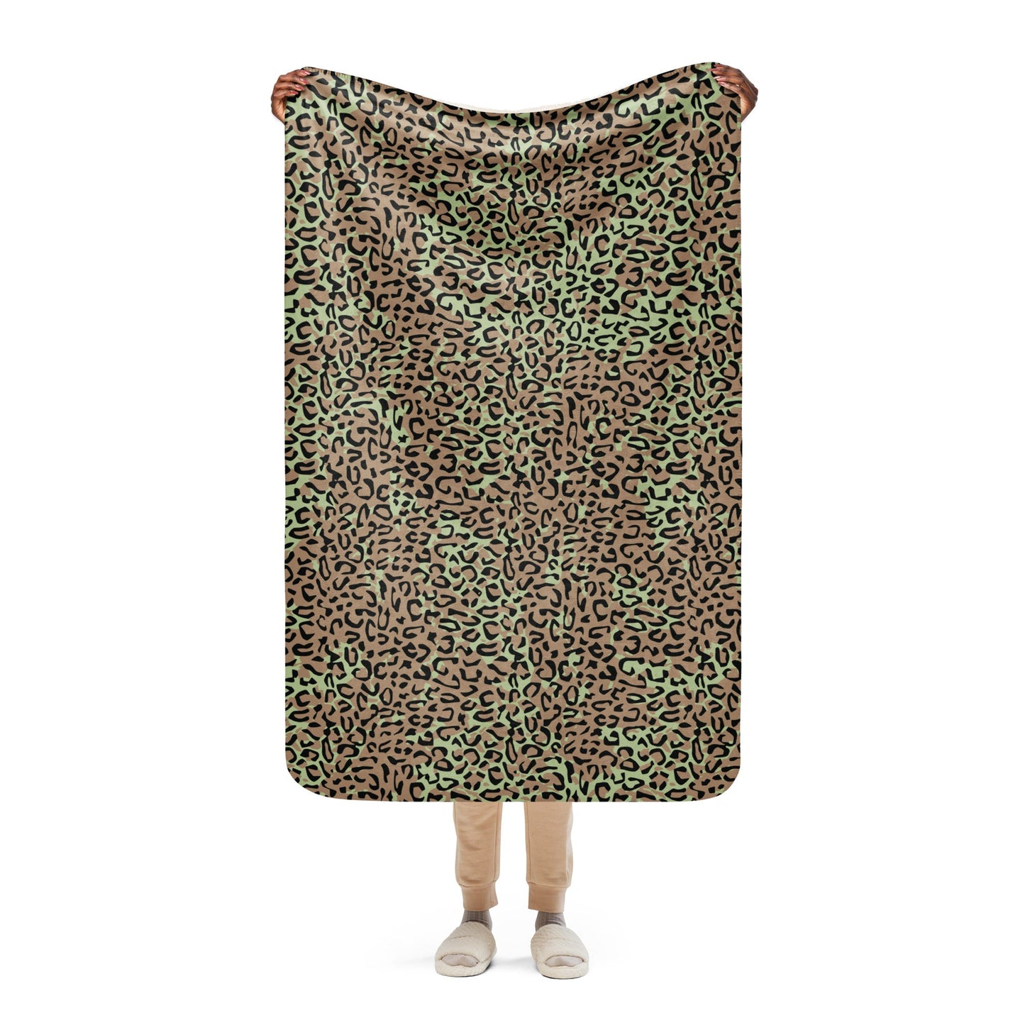 Congo (Zaire) Leopard Spot CAMO Sherpa Blanket - 37″×57″