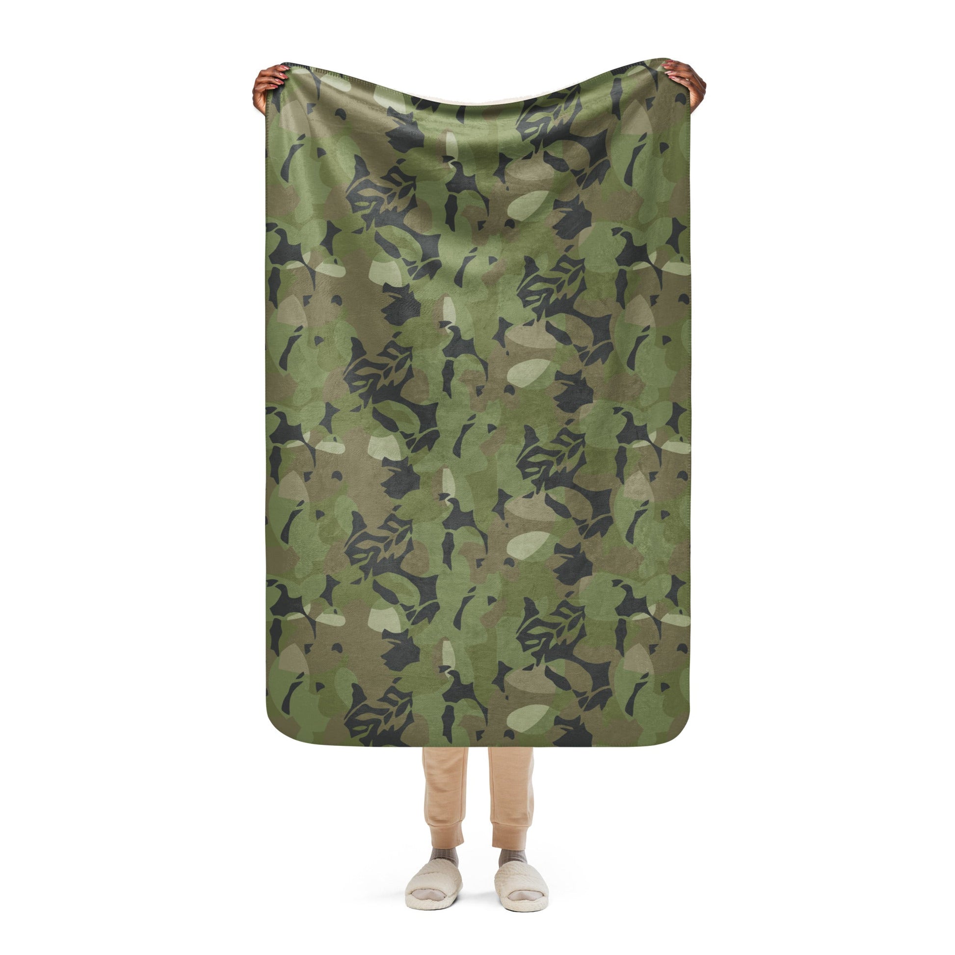 Cuban Elm Leaf Special Troops CAMO Sherpa Blanket - 37″×57″