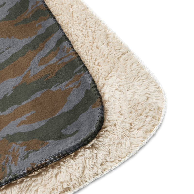 Lizard Cuban Jungle CAMO Sherpa Blanket