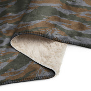 Lizard Cuban Jungle CAMO Sherpa Blanket