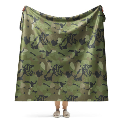 Cuban Special Troops Elm Leaf CAMO Sherpa blanket - 60″×80″ - Blanket