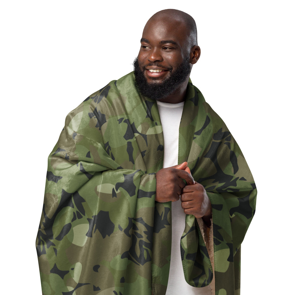 Cuban Special Troops Elm Leaf CAMO Sherpa blanket - Blanket