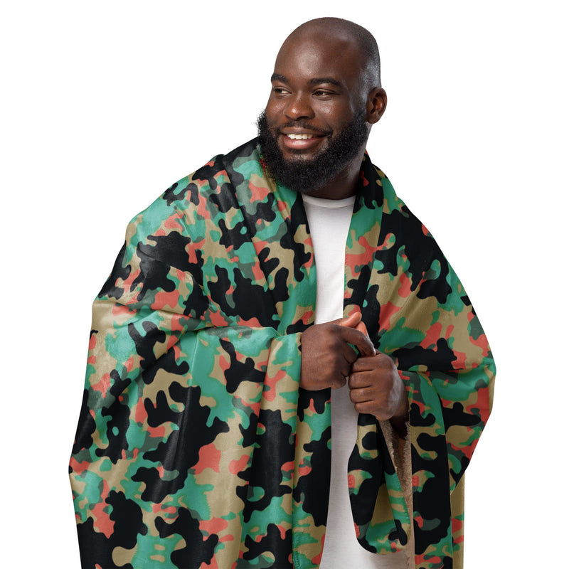 Oak Leaf Duby CAMO Sherpa Blanket