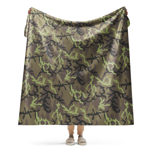 Czech Leaf VZ95 CAMO Sherpa blanket - 60″×80″ - Blankets