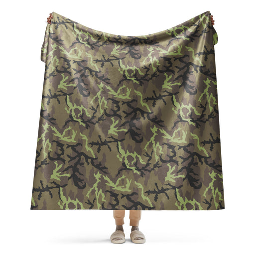 Leaf VZ95 CAMO Sherpa Blanket - 60″×80″