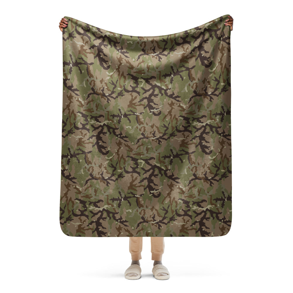 Czech MAD21 Multi CAMO Sherpa blanket - 50″×60″ - Blanket