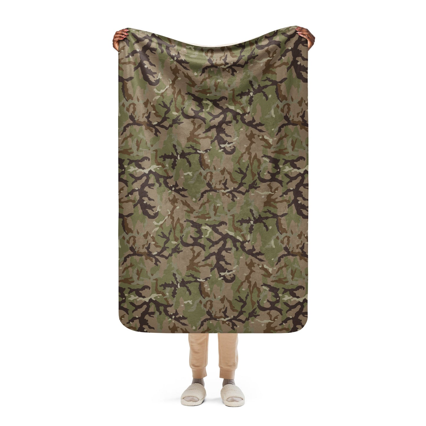 Czech Multi-terrain MAD21 CAMO Sherpa Blanket - 37″×57″