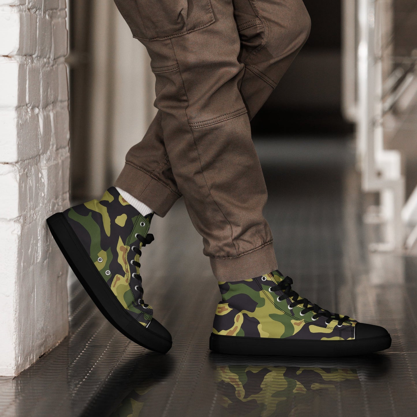 Czech Salamander VZ60 CAMO Mens high top canvas shoes - Black / 5 - High Top Canvas Shoes