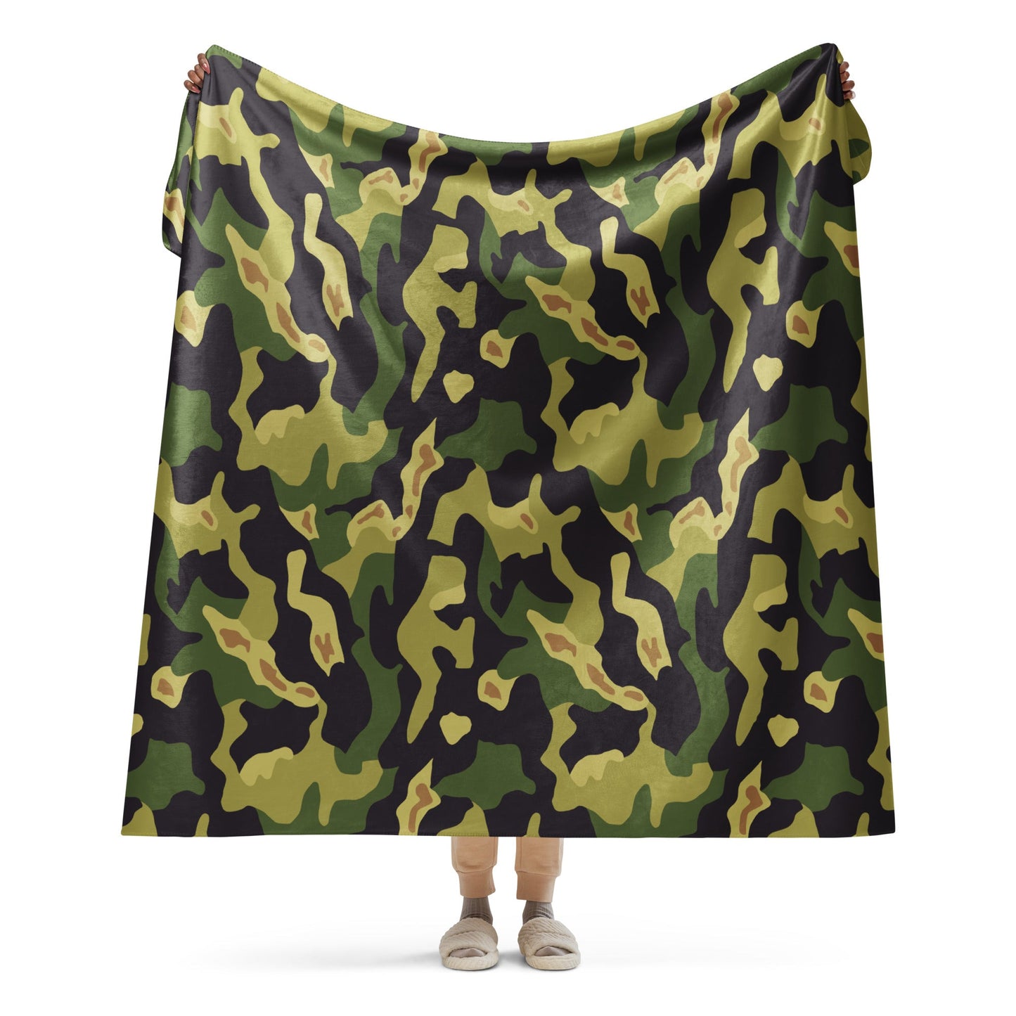 Czech Salamander VZ60 CAMO Sherpa blanket - 60″×80″ - Blankets