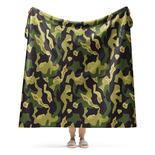 Czech Salamander VZ60 CAMO Sherpa blanket - 60″×80″ - Blankets