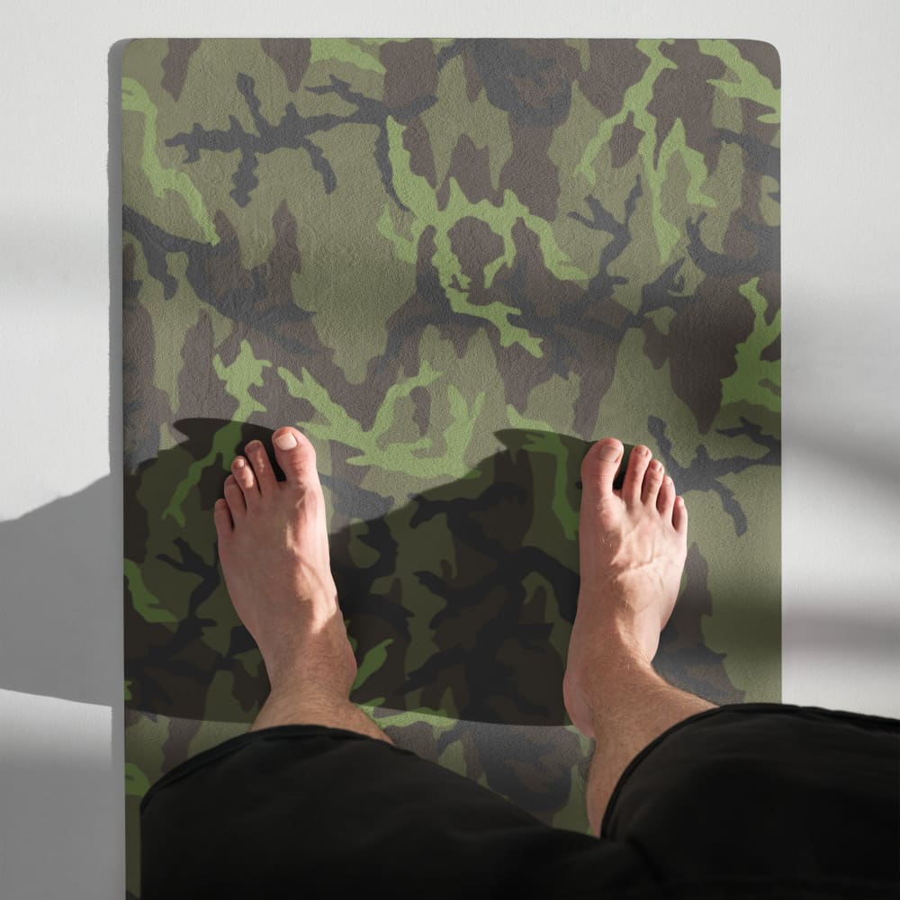 Czech VZ95 Woodland Leaf CAMO Yoga mat - Mat