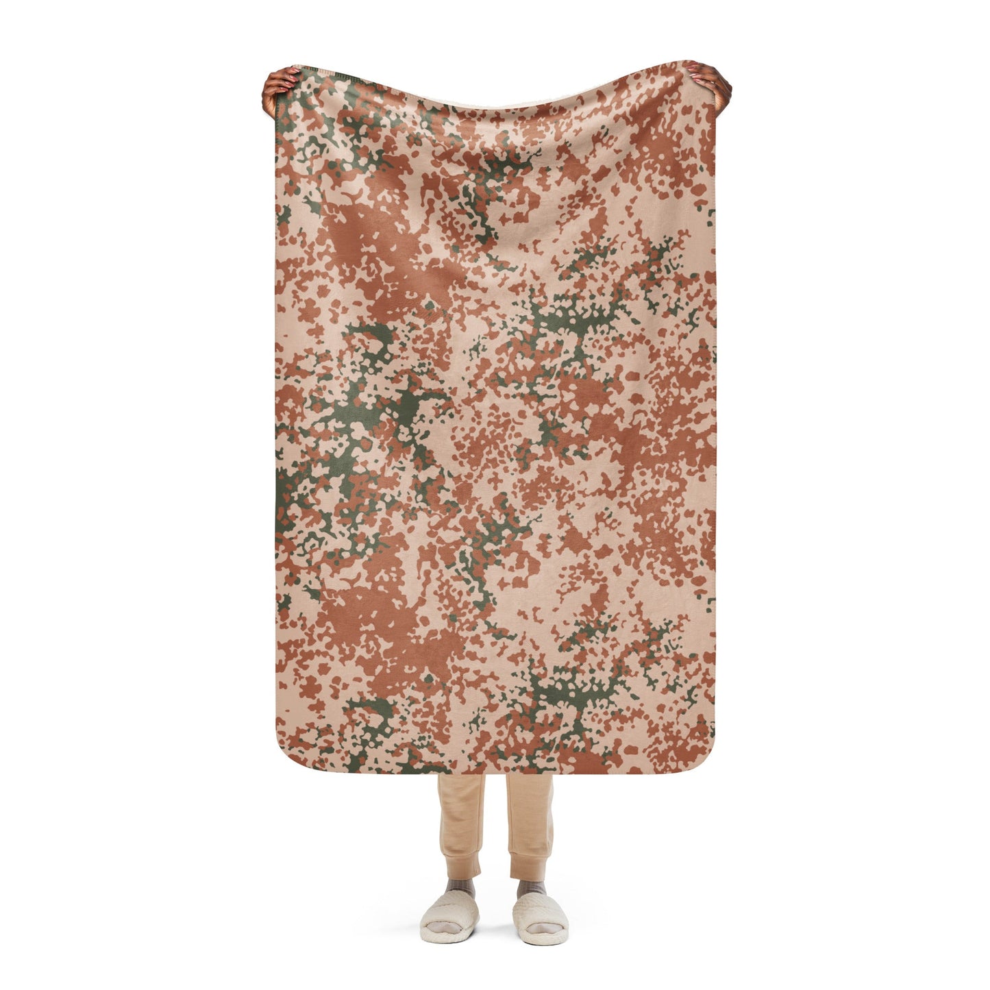 Danish Flecktarn Desert CAMO Sherpa blanket - 37″×57″ - Blankets