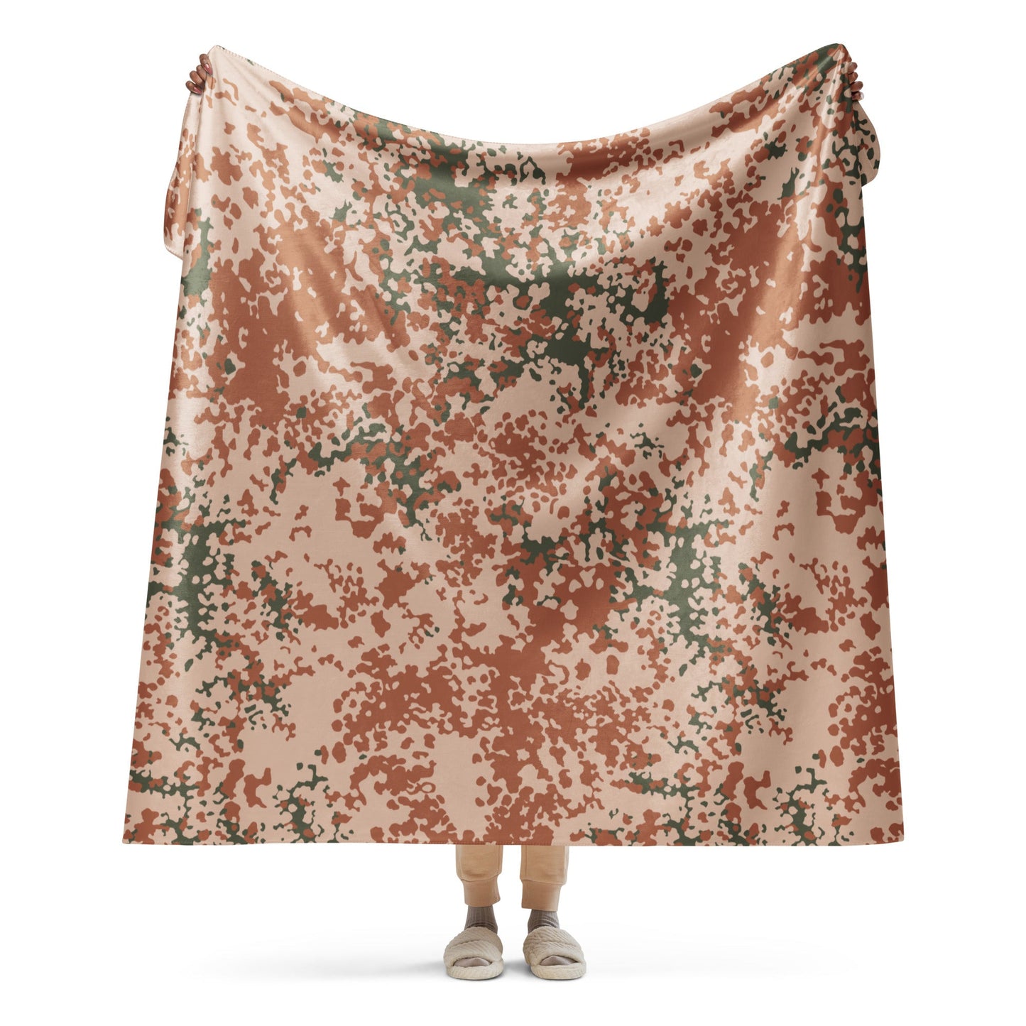 Danish Flecktarn Desert CAMO Sherpa blanket - 60″×80″ - Blankets