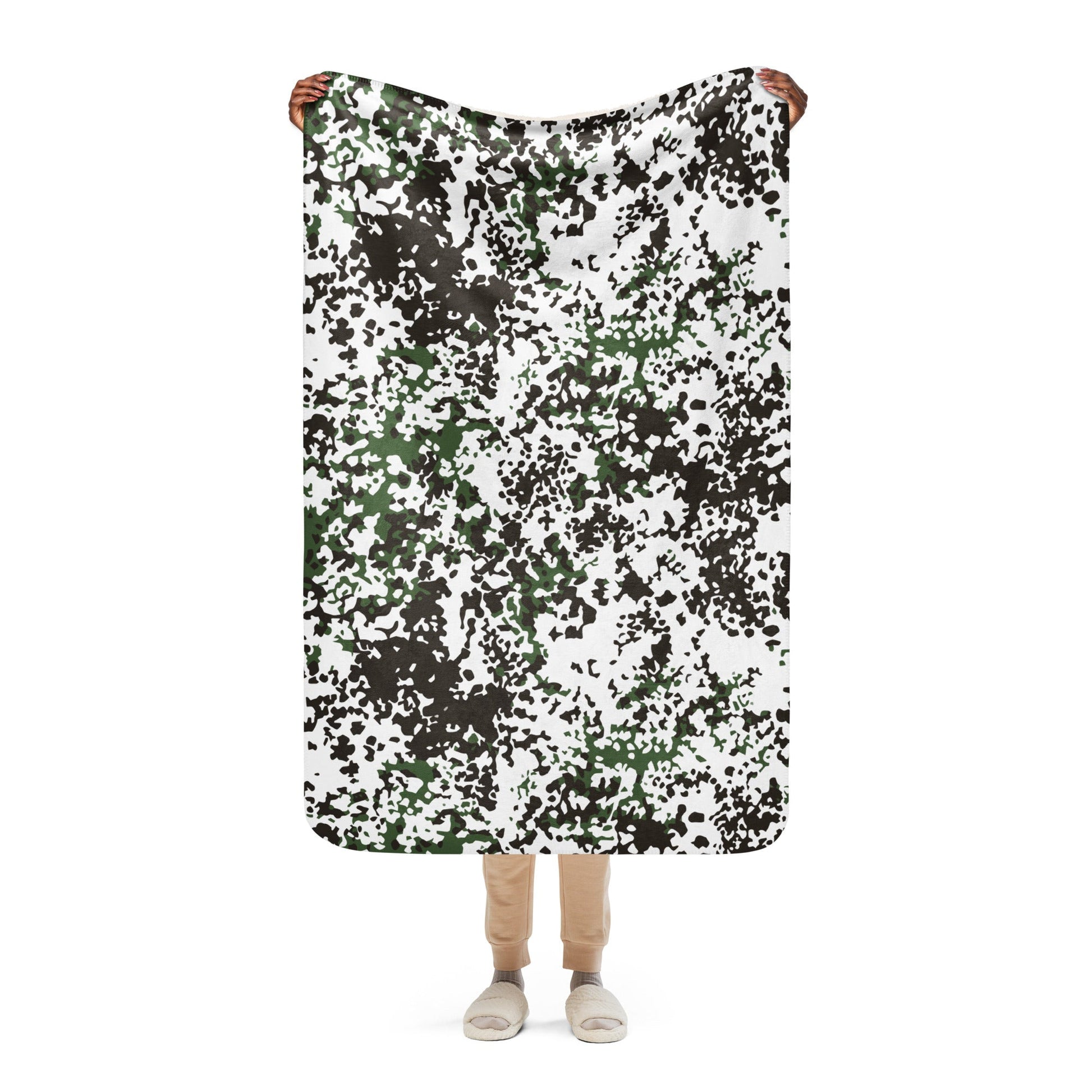 Danish Flecktarn Snow CAMO Sherpa blanket - 37″×57″ - Blanket