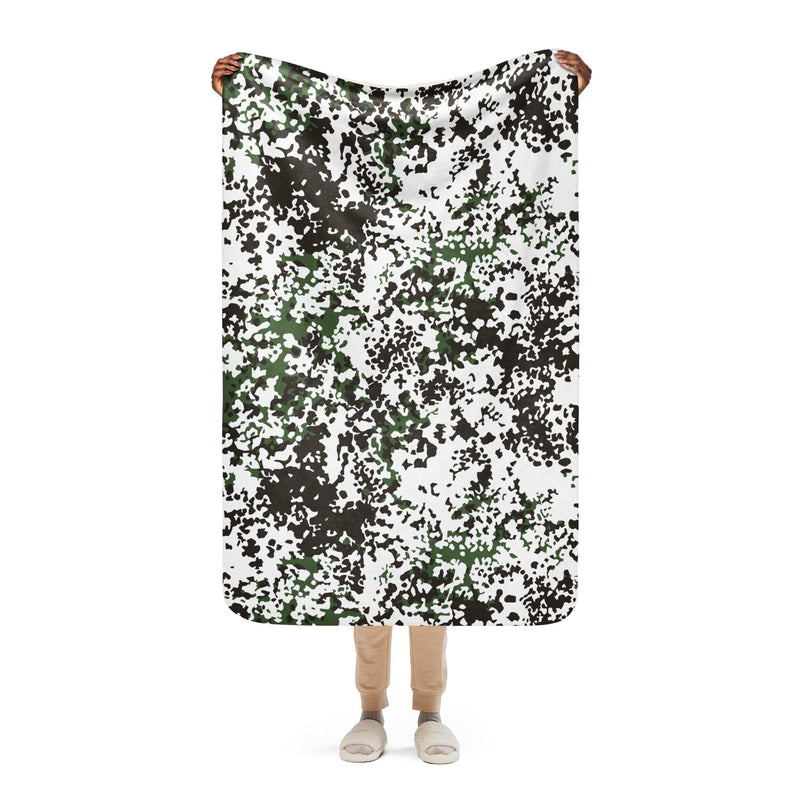 Flecktarn Snow Scandinavian CAMO Sherpa Blanket - 37″×57″