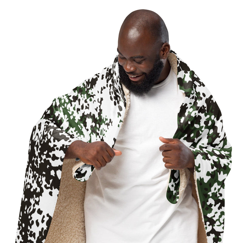 Flecktarn Snow Scandinavian CAMO Sherpa Blanket