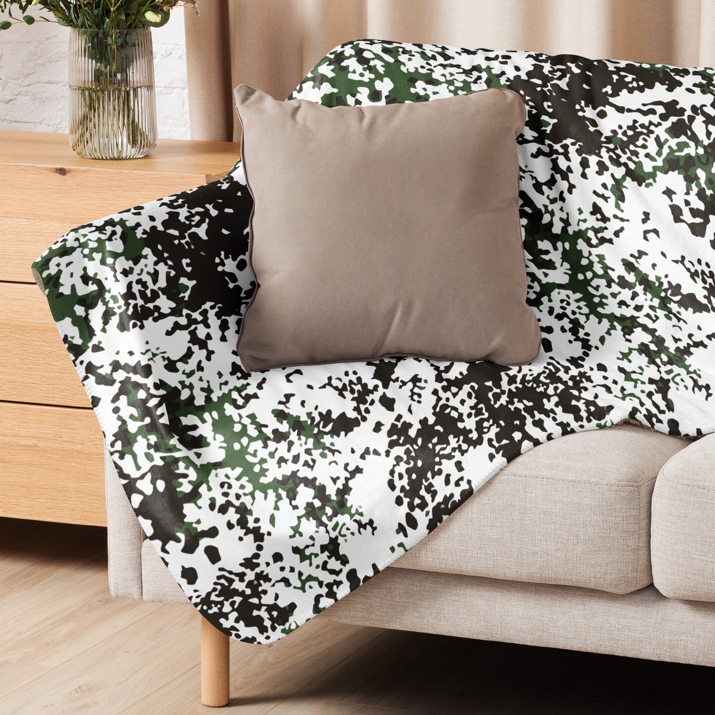Danish Flecktarn Snow CAMO Sherpa blanket - Blanket