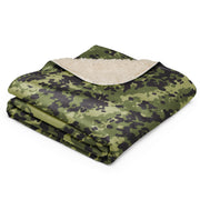 Flecktarn Woodland Scandinavian CAMO Sherpa Blanket