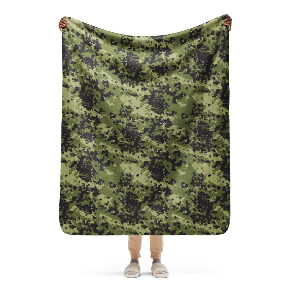 Danish M84 CAMO Sherpa blanket - 50″×60″