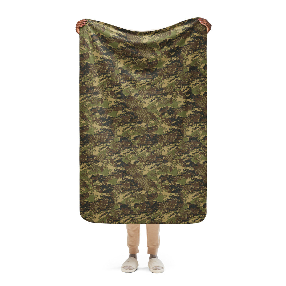 Deceptive CAMO Sherpa blanket - 37″×57″ - Blanket