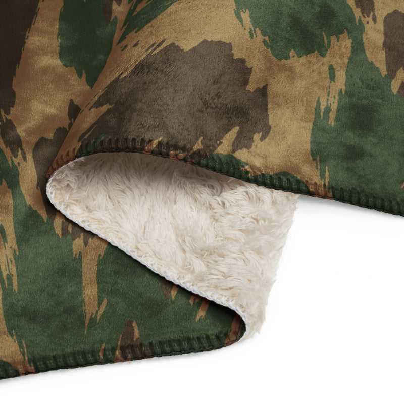 Denison 1959 Airborne Brushstroke Heritage CAMO Sherpa Blanket