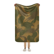 Denison Airborne Brushstroke Heritage CAMO Sherpa Blanket - 37″×57″
