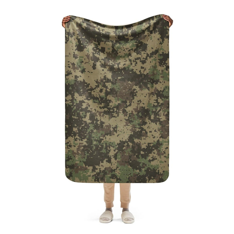 Digital Multi-Terrain CAMO Sherpa blanket - 37″×57″