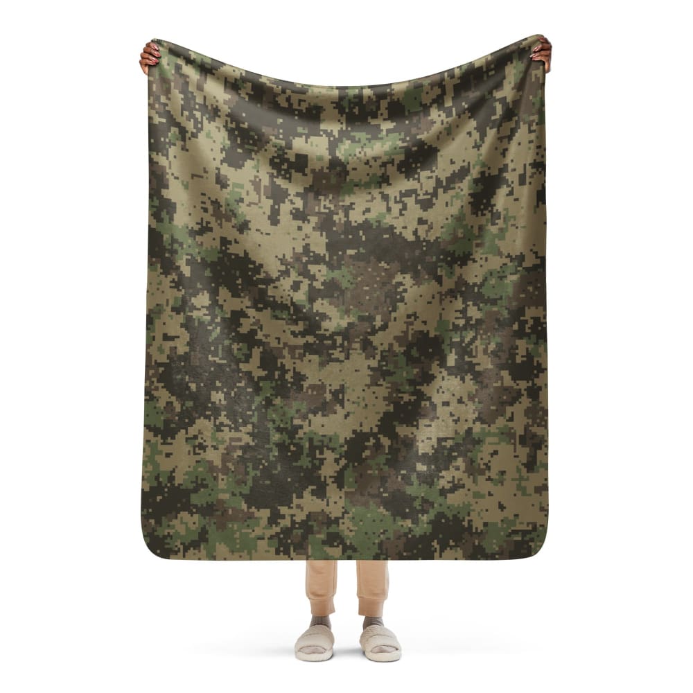 Digital Multi-Terrain CAMO Sherpa blanket - 50″×60″