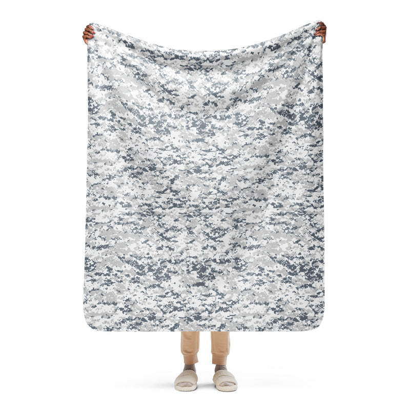 Digital Snow CAMO Sherpa Blanket - 50″×60″