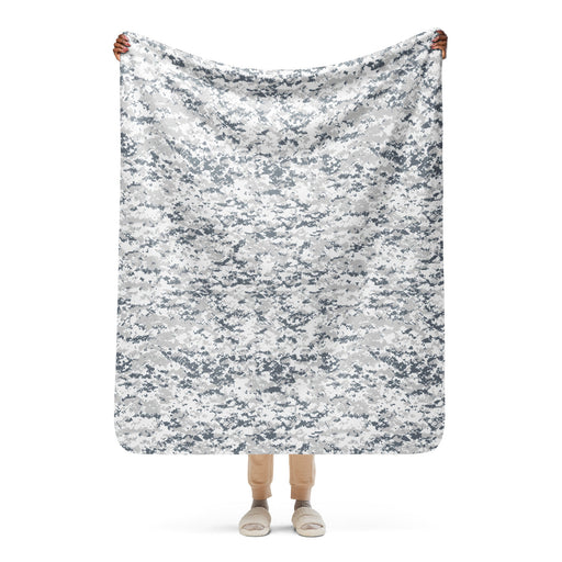 Digital Snow CAMO Sherpa Blanket - 50″×60″