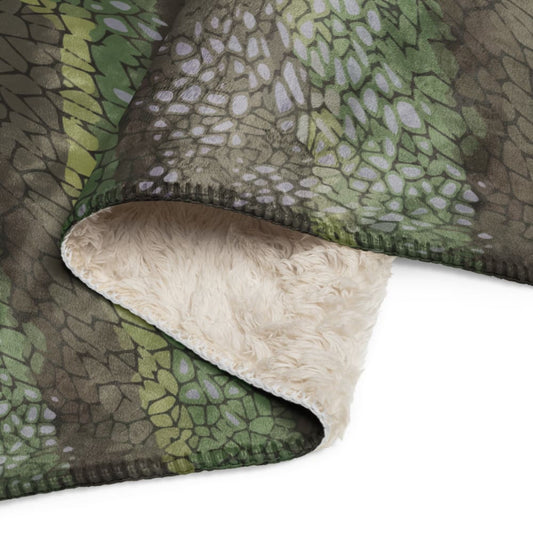 Dragon Skin Green CAMO Sherpa blanket