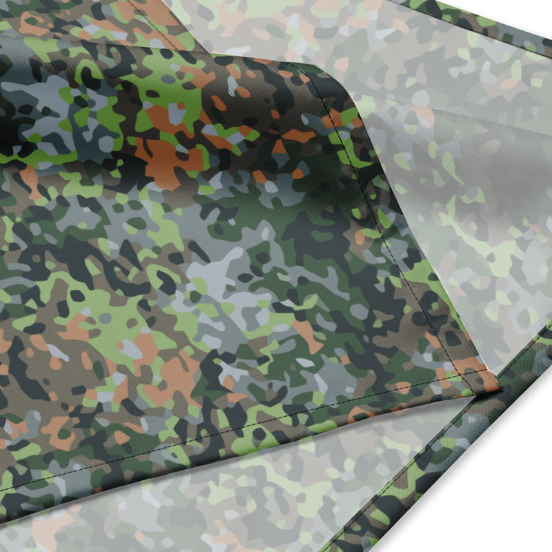 Fractal Dutch Woodland CAMO Bandana - Head