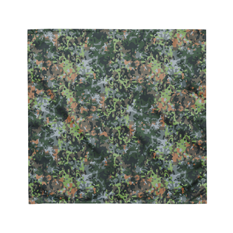 Fractal Dutch Woodland CAMO Bandana - M - Head