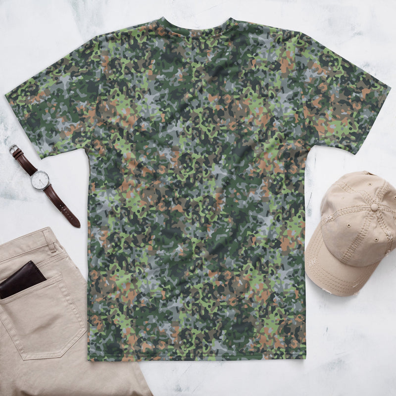 Fractal Dutch Woodland CAMO Mens T-Shirt