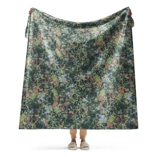 Fractal Dutch Woodland CAMO Sherpa Blanket - 60″×80″