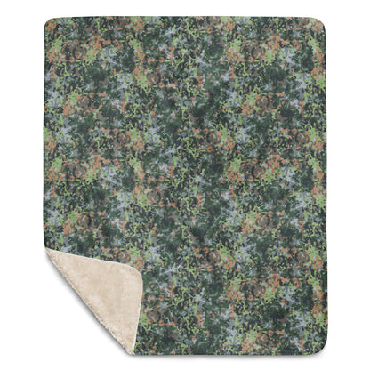 Dutch Fractal Green CAMO Sherpa Blanket