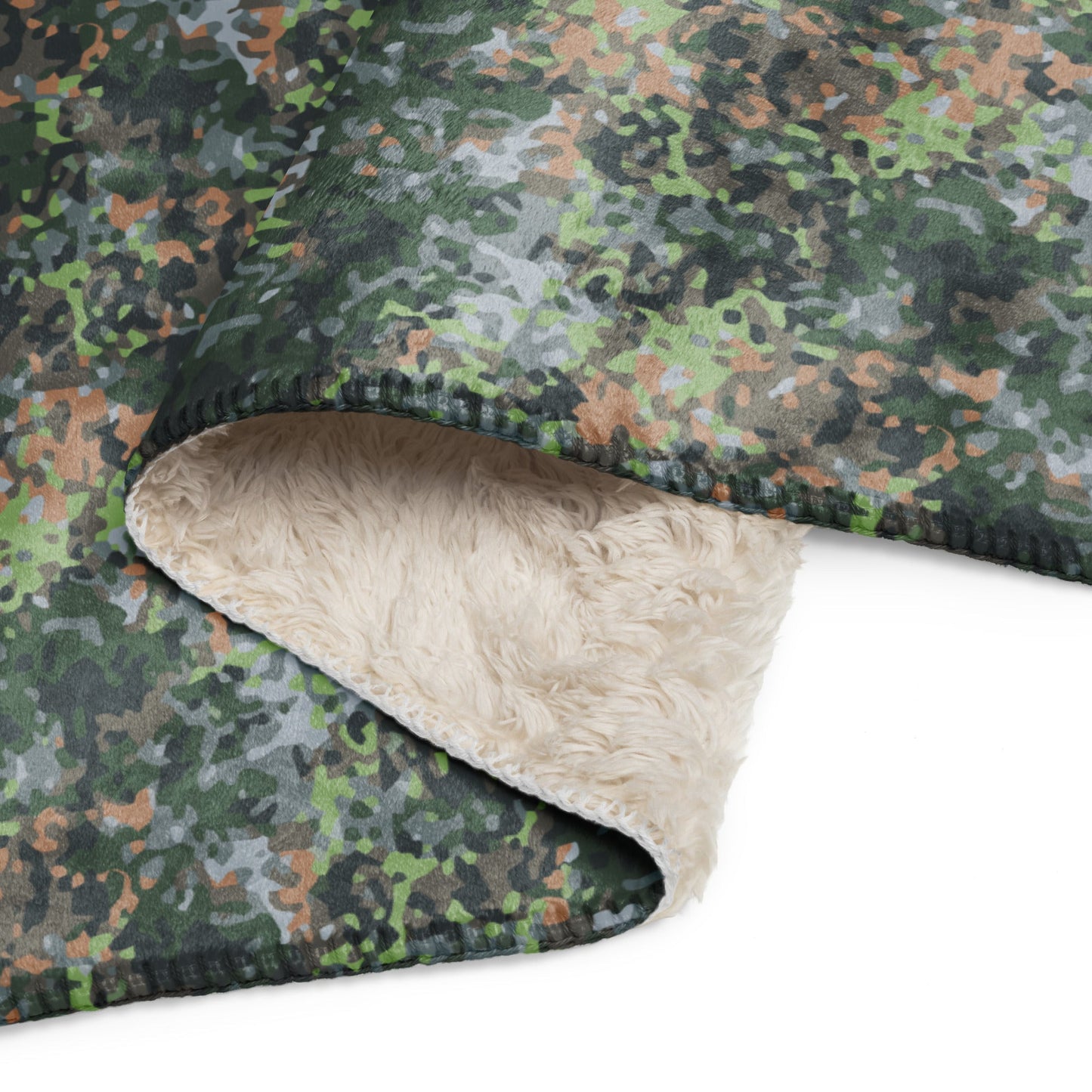 Dutch Fractal Green CAMO Sherpa Blanket