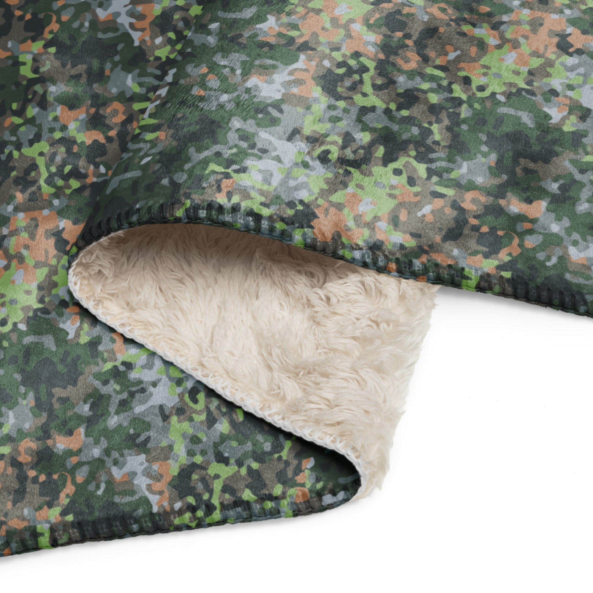 Dutch Fractal Green CAMO Sherpa Blanket